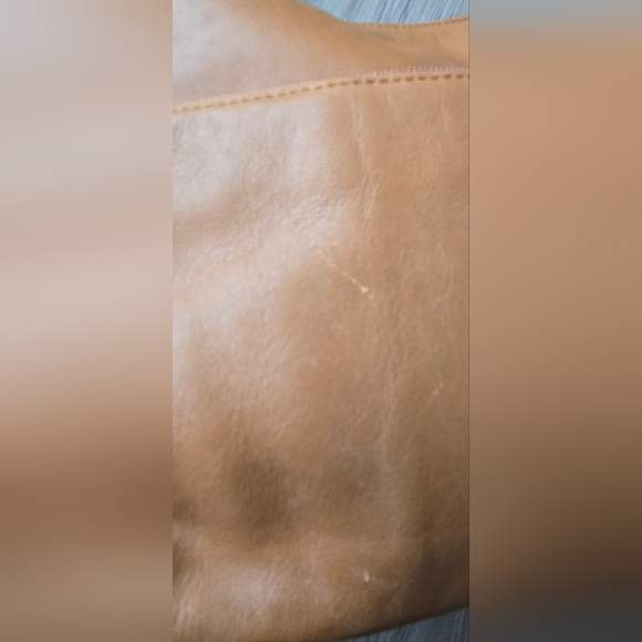 Giani Bernini Light Brown Tan Genuine Leather Hobo Shoulder Bag Minimalist Chic - Picture 9 of 14